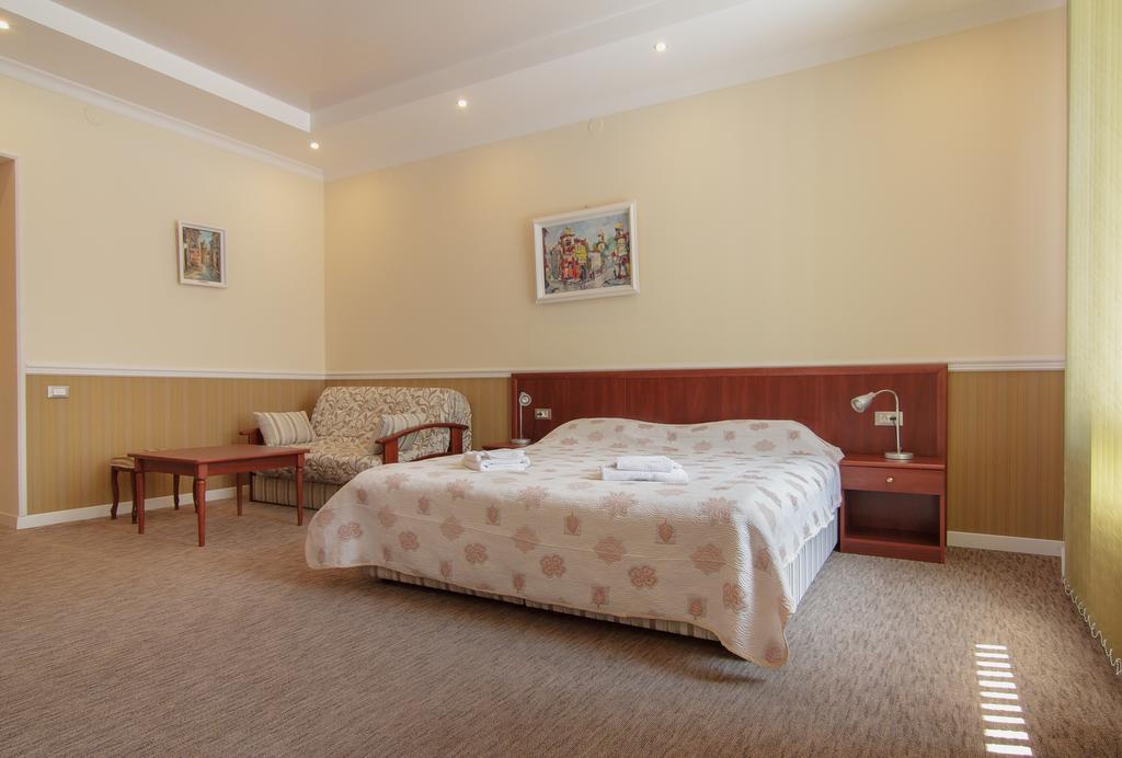 Consul Hotel Консул Odessa Oda fotoğraf