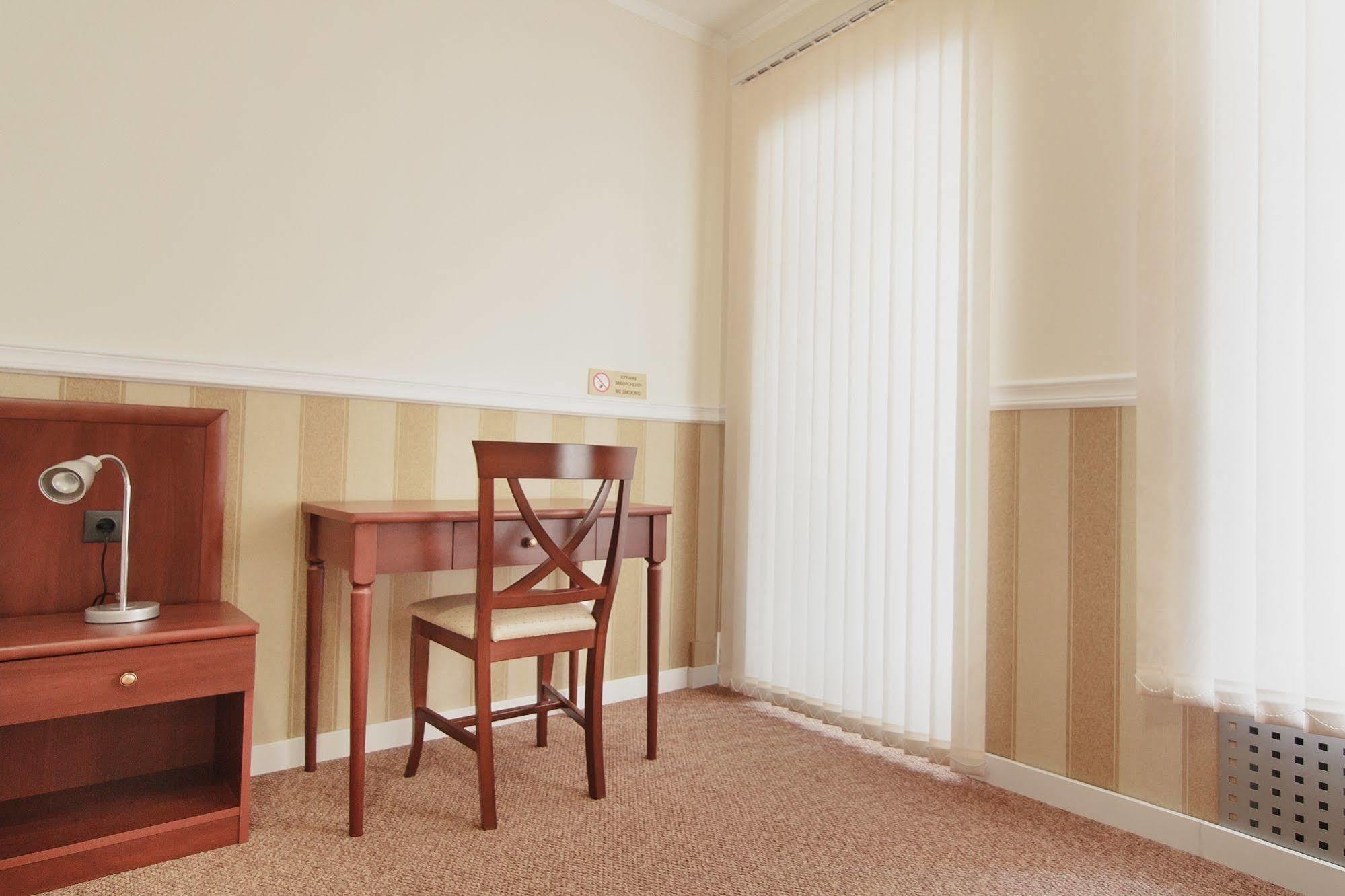 Consul Hotel Консул Odessa Dış mekan fotoğraf